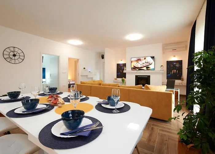 New 4* Zoa In * Trogir